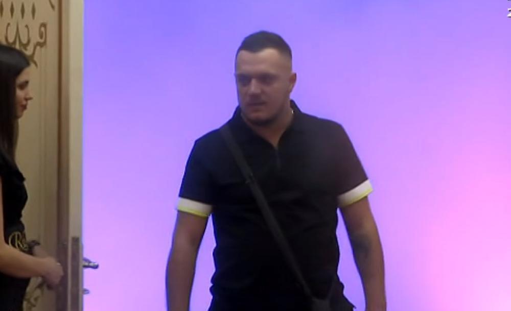 Bivši cimer otkrio GNUSNU ISTINU o Gastozu nakon pobede u "Eliti 8", OBMANUO JAVNOST SA ANĐELOM: "Tu ne postoji ni "e" od emocija!"