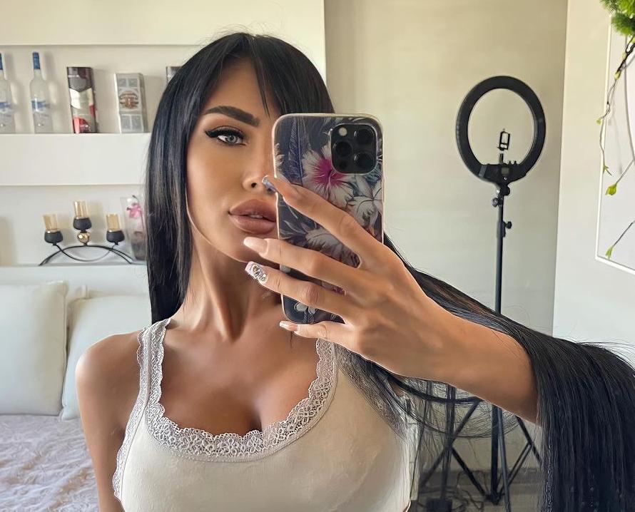 Aleksandra Subotić ZAPOSLILA PETOGODIŠNJEG SINA U PRODAVNICI, šokirala izjavom: "BACA SE I PRAVI SCENE!"