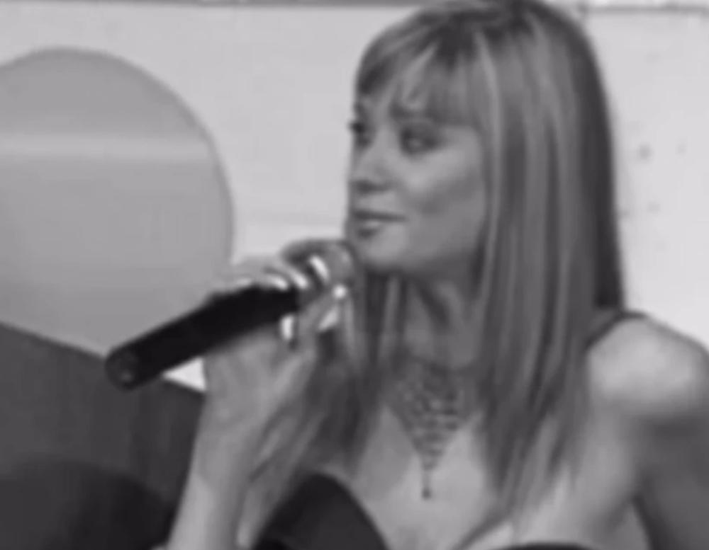 Bivša voditeljka "Pinka" UMRLA u 46. godini, koleginica sa velikim bolom objavila NJIHOVU POSLEDNJU PREPISKU: "Jedva čekam..." (FOTO)