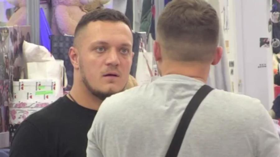 BRUTALNO ZAKUCAVANJE STEFANA KARIĆA - GASTOZ SE HVATA ZA GLAVU OD ŠOKA! Ovaj potez ga je potpuno bacio u rebus!
