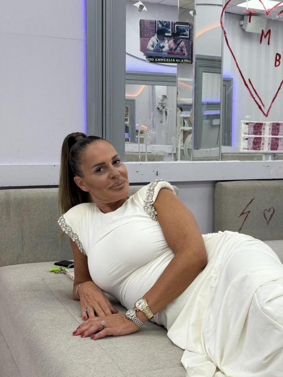 PUKLA TIKVA?! Kačavendin klan u OPASNOJ KRIZI, Sandra Obradović obelodanila sve - SLEDE KRIVIČNE PRIJAVE!