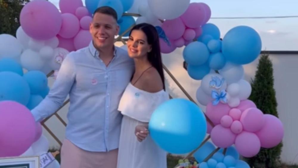 "Bože, hvala ti!" Jovana Ljubisavljević i Bogdan Srejović odlučili da podele sreću sa javnošću