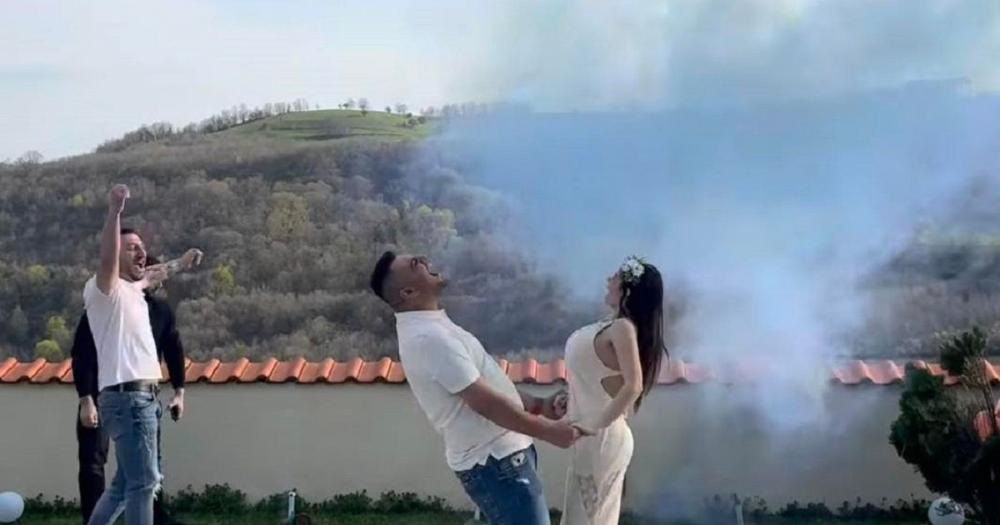 Adam dobio sina, a njegov potez od pre nekoliko meseci razbesneo je javnost: "Kao da je žensko dete manje..."