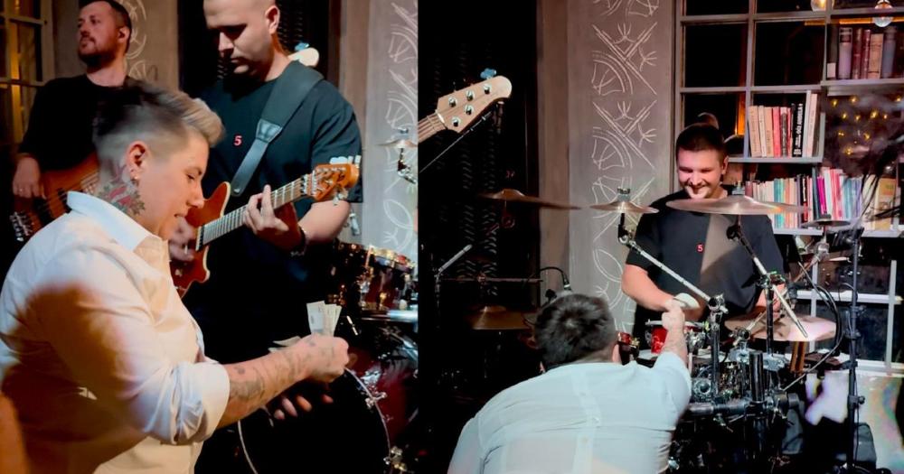 Matora pokazala tucu pare, pa kitila muzičare na Sekinom nastupu: Svuda lete novčanice, pogodio je ovaj hit