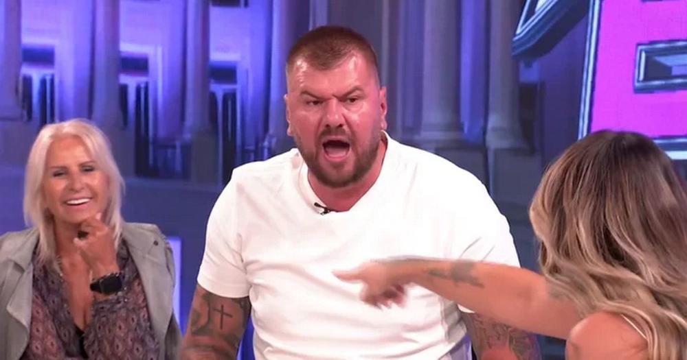 Janjuš besan uleteo u studio Pinka! Urlao na Aneli zbog bivše žene: "Ko je pokazao slike? Sram vas bilo!"