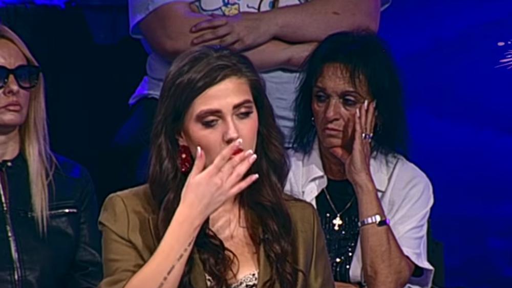 Bivša devojka Bore Santane se slomila u programu uživo, usledio hladan tuš