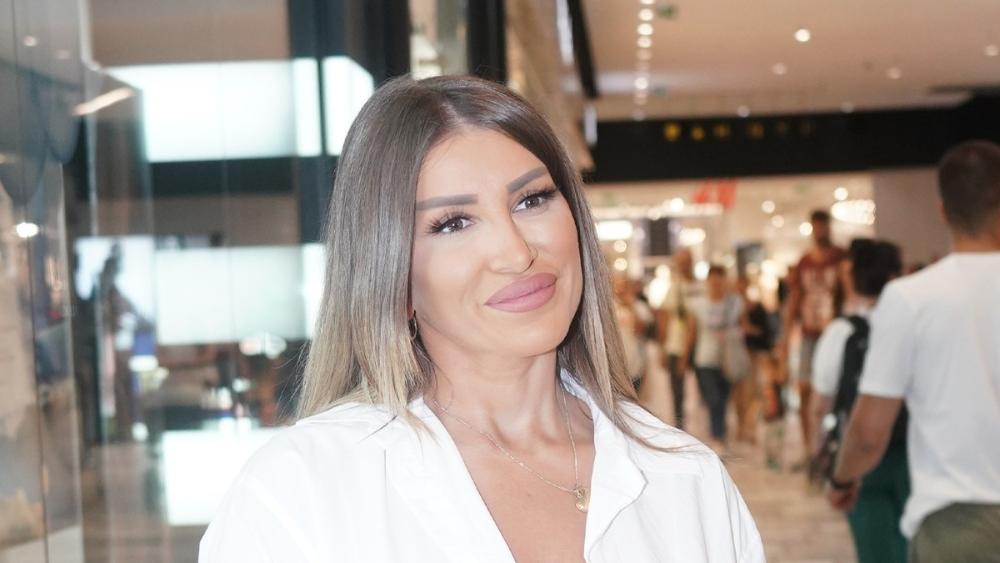 Evo koliko zarađuje Dalila Dragojević, živi sa dečkom u Americi, evo od čega