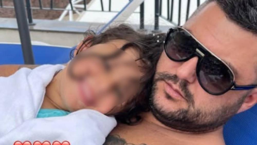 Asmin se ne odvaja od ćerke Nore: Pokazao kako provode vreme
