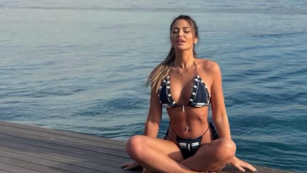 Ana Radulović napustila Srbiju dan nakon što je Mirče dobio ćerku