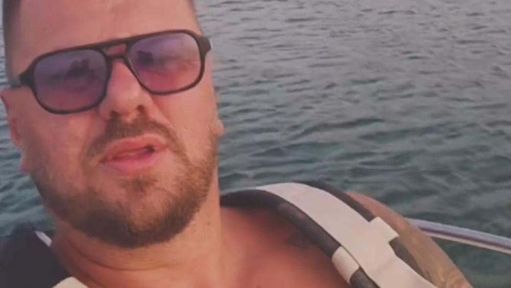 Janjuš se otisnuo na pučinu: Pokazao kako uživa sa bivšim sportistom