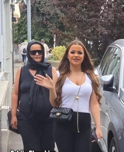 KO JE MALOLETNA JOVANA KOJA ULAZI U ELITI 10? S trudnom majkom došla da potpiše ugovor, izbačena iz škole, rasturila brakove, sprema haos u Beloj kući