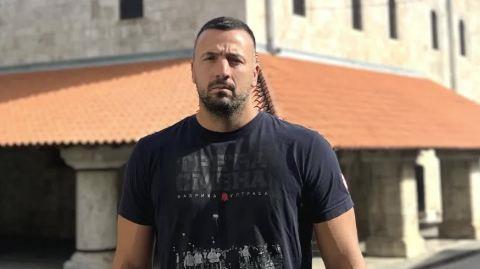 "EVO SLIKE MONSTRUMA" Vladimir Tomović doživeo horor na svojim bazenima, bilo je ugroženo živo biće: Bog te je spasio