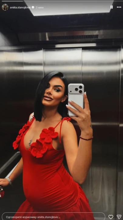 TRUDNA ANITA SPAVALA POD OSTROGOM! Na veliki praznik obišla svetinju, pogledajte prizor sa lica mesta (FOTO)