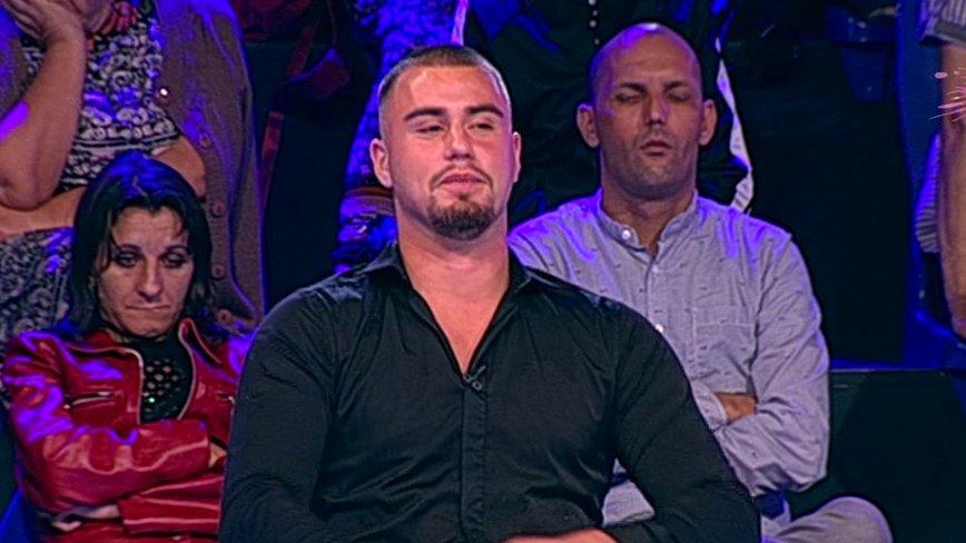 Krivo mi je što mi se majka nervira: Viktor priznao da ga Mina više ne zanima, smatra je svojom greškom! (VIDEO)
