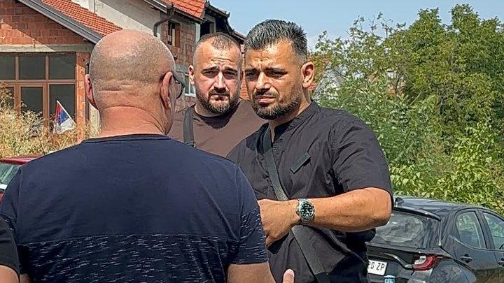 Bora Santana potpuno utučen: Bivši učesnik Elite 9 slomljen pred sahranu svog oca Dragana (FOTO)