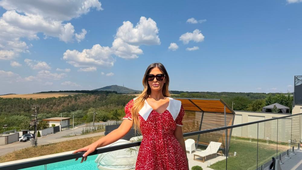 Vodila je emisiju svako veče i nasmejana pred kamerama krila razvod: "Možda bi me neko od slušalaca nešto pitao!"