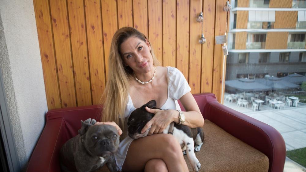 "Bio sam joj rame za plakanje, a ovako mi je vratila!" Ana Ćurčić se našla na meti napada pred ulazak u Elitu 10