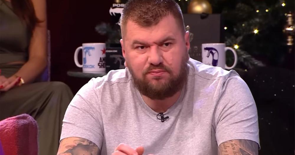Pukla tikva zbog OVOG snimka! Janjuš se zaneo u društvu Poršeline, Vanji prekipelo "Sreli smo se u Crnoj Gori"