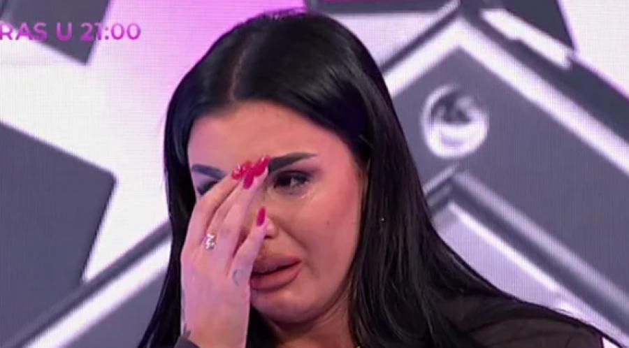 ANITA U ŠOKU NAKON RASKIDA Oglasila se i izustila samo jedno, pa bez milosti udarila na Anđela