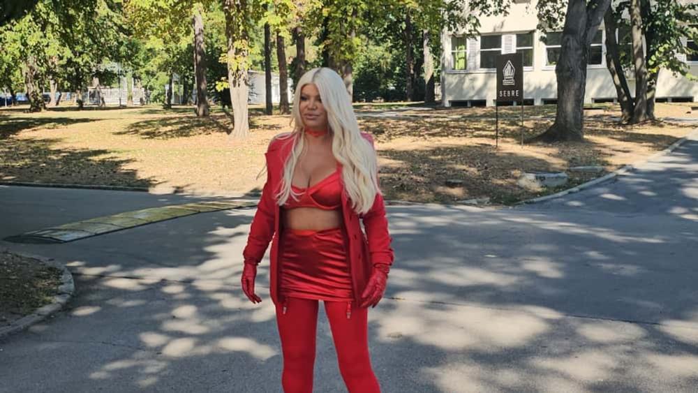 Dara Bubamara u "Zvezdama Granda" u brushalteru i halterima progovorila o Maci Diskreciji