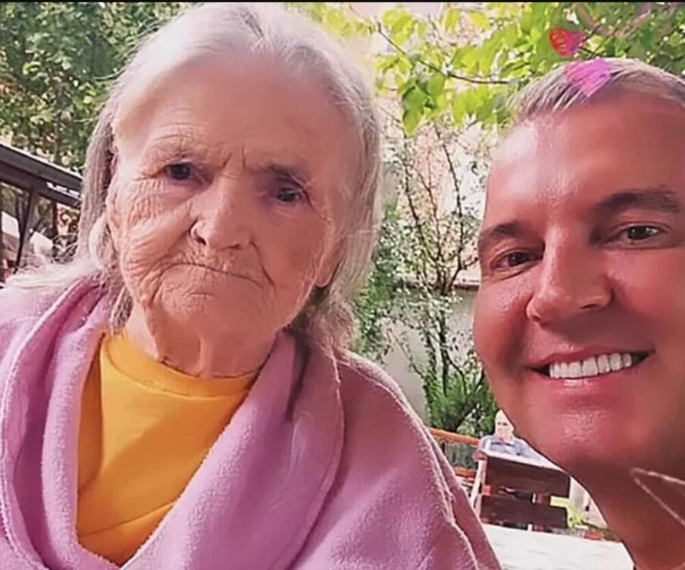 Osvanula slika Rajke nakon 236 dana u bolnici! Evo kako sad izgleda MILANOVA MAJKA, isplivalo