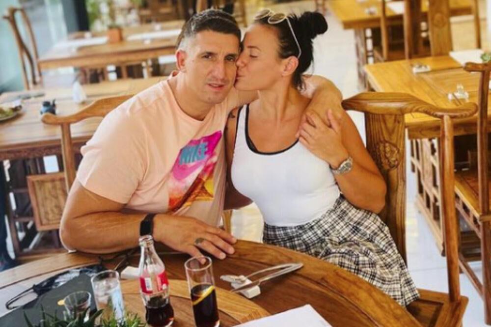 " Izvinjavam joj se, spreman sam da je venčam..." Kristijanov POSLEDNJI TRZAJ da vrati Kristinu i sinove sebi, ŠOK