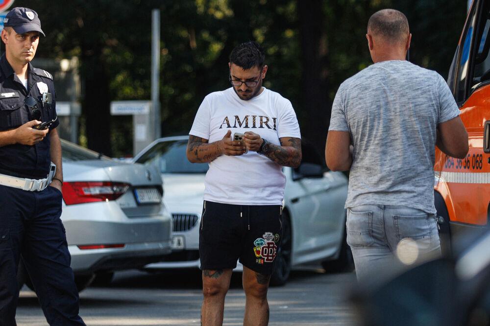 "SKOČIO SAM NA PIŠTOLJ ZBOG DARKA LAZIĆA" Šef obezbeđenja u javnost izneo PRLJAV VEŠ: Sve i svašta je imao da kaže!