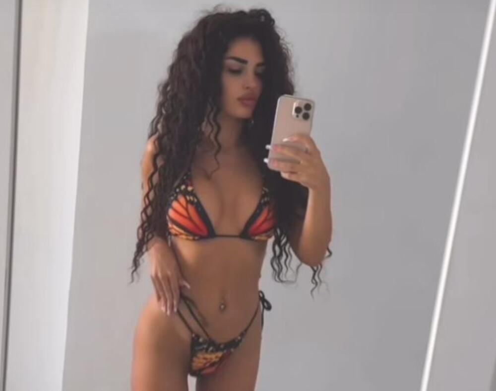 Mikro bikini jedva sakrio intimne delove: Žena izgleda ko zmaj, ljudi ne mogu da se nagledaju vrelih fotografija