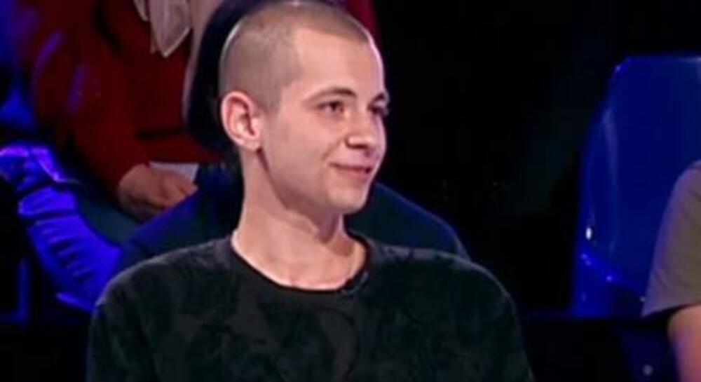 NEĆETE VEROVATI ČIJI SIN JE DOŠAO NA PINK! Otkrio u kakvom je odnosu sa majkom - VANREDNA SITUACIJA U PORODICI