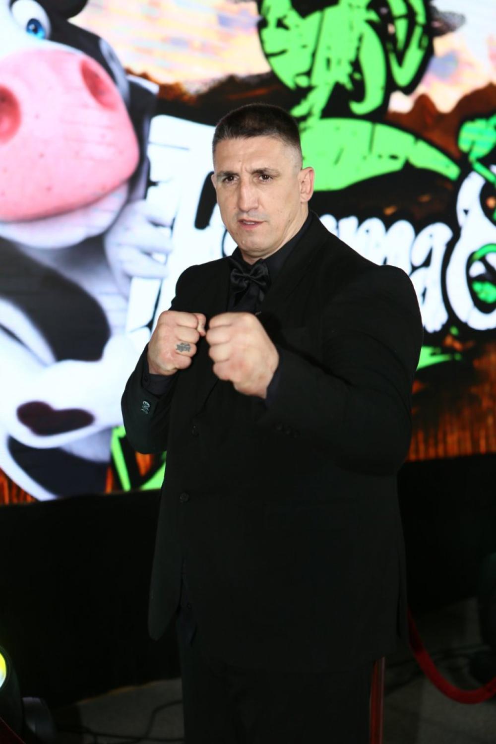 Kristijan Golubović kod sebe uselio učesnicu Farme - Isplivali novi detalji Kristininog odlaska (VIDEO)