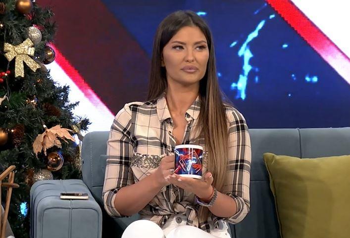 ANA RADULOVIĆ IMA NOVOG DEČKA! Nakon razvoda od Mirčeta procvetala, priznala da je zaljubljena