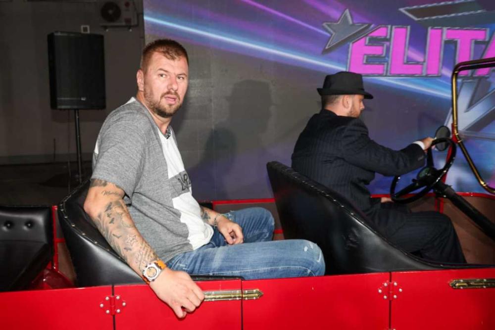 "SVE ME ŽIVO BOLI" Janjuš jedva hoda, otkrio koje sve zdravstvene probleme ima: Operisao sam...