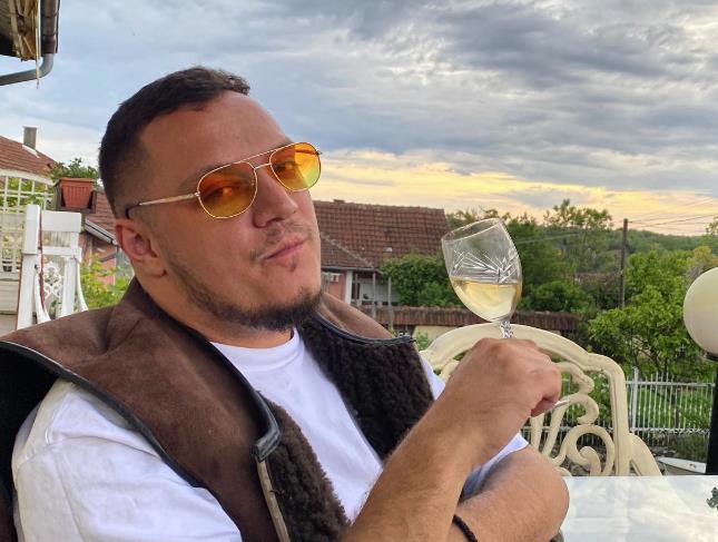 GASTOZ PRIZNAO DA IMA ZDRAVSTVENE PROBLEME Otkrio o čemu je reč: Bio sam na pregledu na tri klinike da vidim da li treba da se operišem