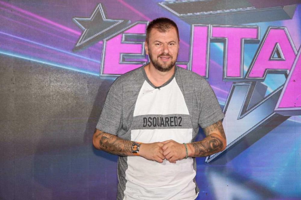 JANJUŠ PRED POVRATAK U "ELITU" OTKRIO SVE Jedna devojka mu već zapala za oko, Maja mu i dalje slaba tačka, a o njoj ima svašta da kaže!