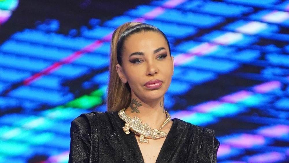 Aneli osula paljbu po Asminu: "Ne voli Noru, ona ga ne zanima"