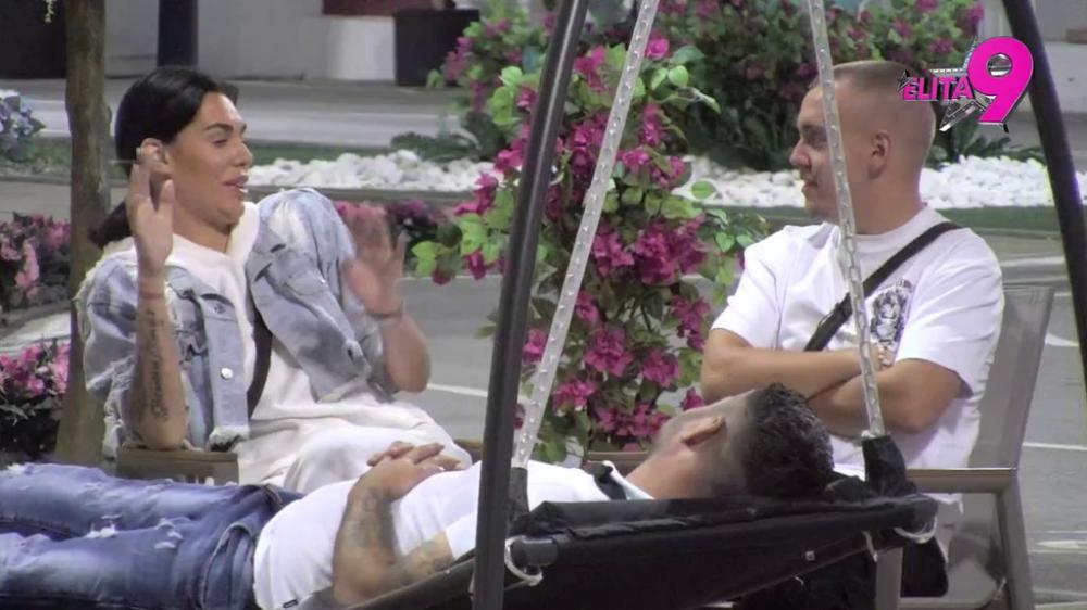 Odlepio za Boginjom! Mina Vrbaški odala Đukića, tvrdi da ga najbolje poznaje (VIDEO)