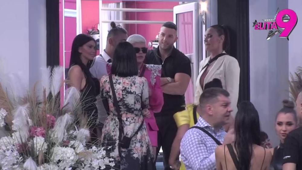 Uroš se od sutra baca u akciju: Pikirao muškarca kog će da zavodi, Bora Santana mu pomogao! (VIDEO)