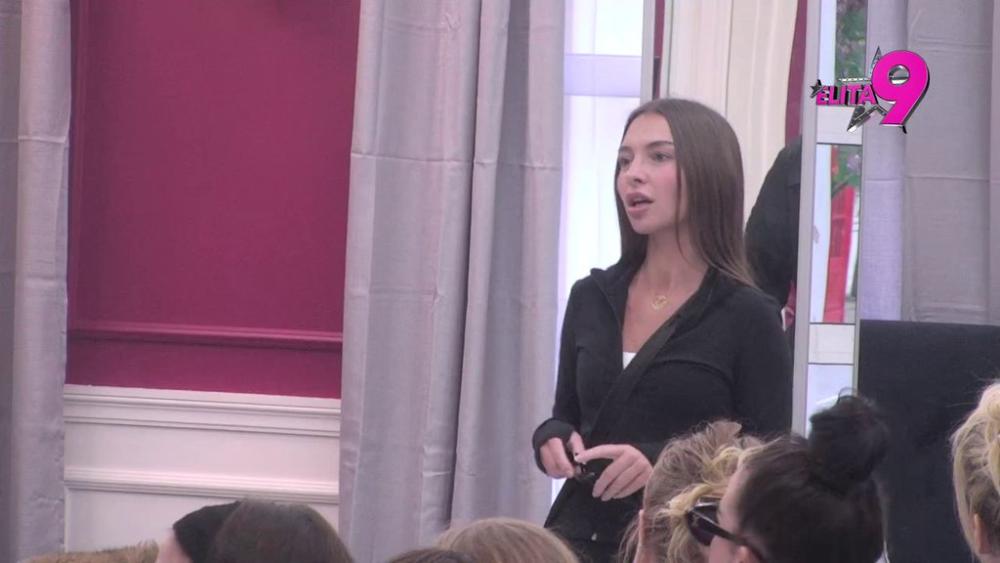 ŠOK DETALJI: Sara otkrilka kako je bivšeg dečka (46) uhvatila u prevari, pa napravila karambol usred kafane! (VIDEO)