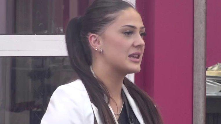 TOTALNI PREOKRET! Miladin otkrio da se Viktoru sviđa Anastasija Brčić, Dejan Ketić izrazio razočaranje pa mu vratio milo za drago: Znaš da mi se sviđa, ti si se baš za nju zakačio! (VIDEO)