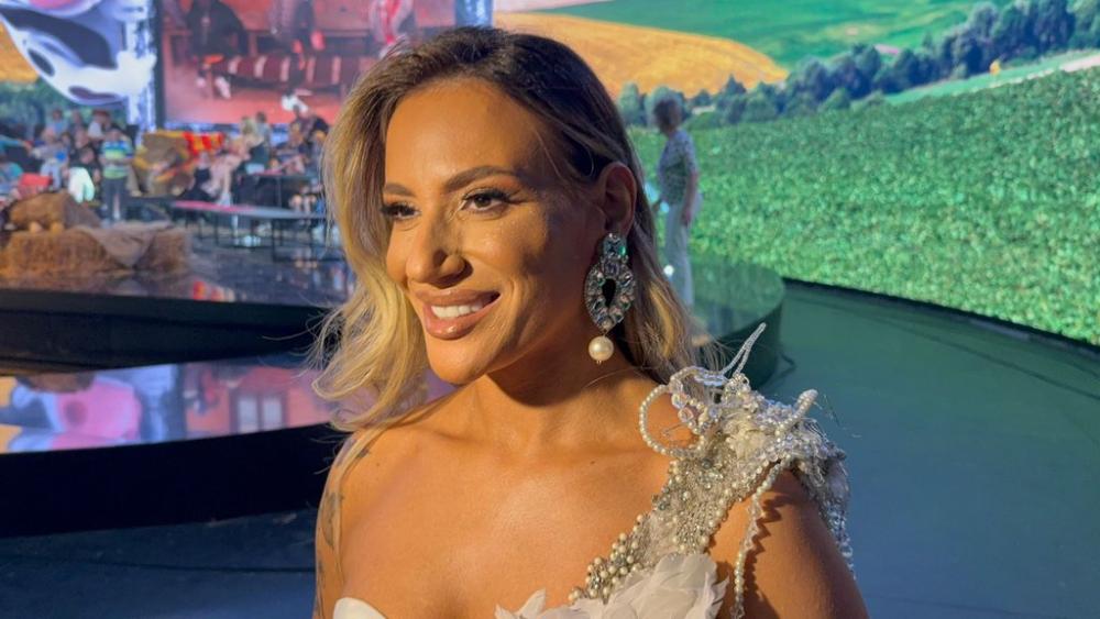 Kristina slavi razvod sa ovom pevačicom: Evo kako uživa nakon što je ostavila Kristijana (FOTO)