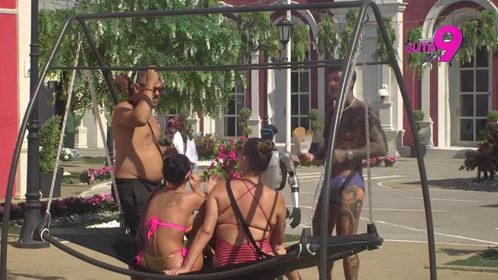 AFTER EKIPA NA UDARU: Bora ogorčen zbog cimerki koje su odjurile s povoda, Vanja na meti zbog moralisanja! (VIDEO)