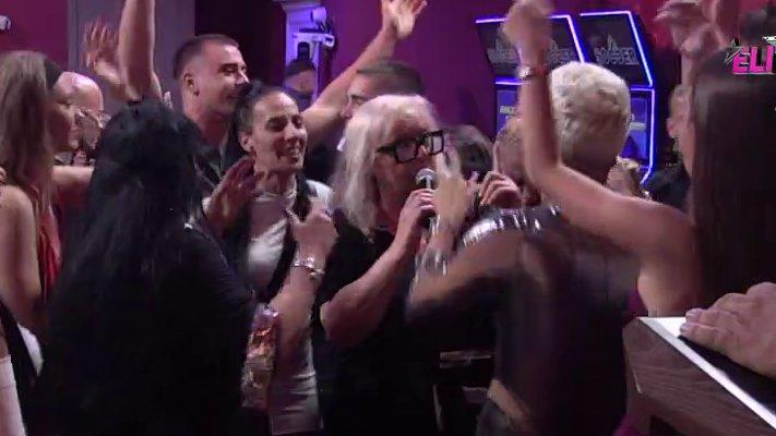Latila se i ona mikrofona! Zorica Marković zapevala Lijte kiše, učesnici se okupili oko nje (VIDEO)