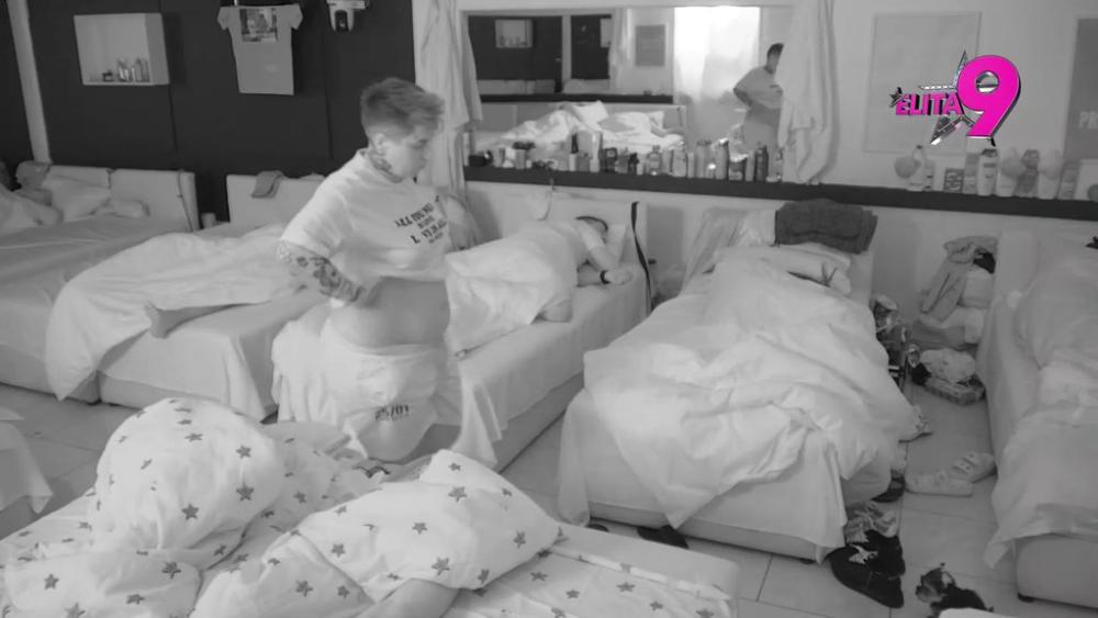 OVOME SE NIJE NADALA: Matora ostala u šoku nakon što ju je ovaj stanovnik Elite 9 probudio (VIDEO)