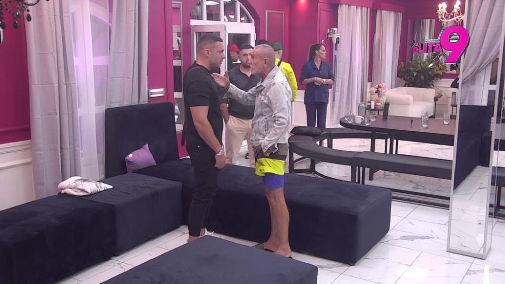Trese se Bela kuća: Mića iz petnih žila urliče na Anđela! (VIDEO)
