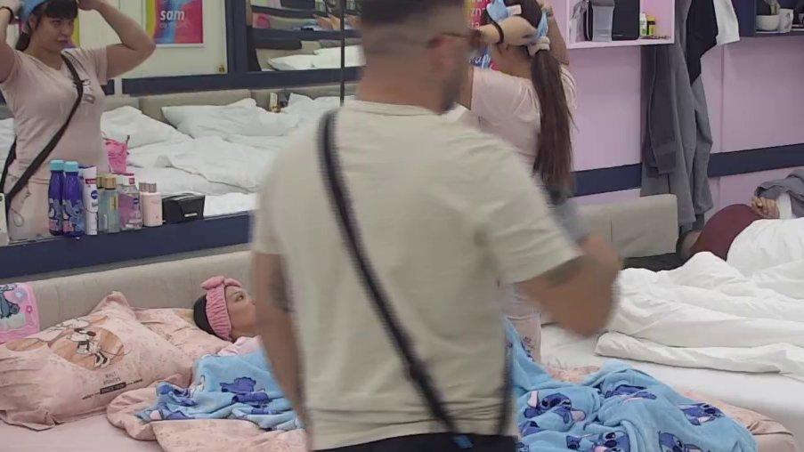 Čim se ukazala prilika, razvezao jezik: Asmin žestoko opleo po Janjušu! (VIDEO)