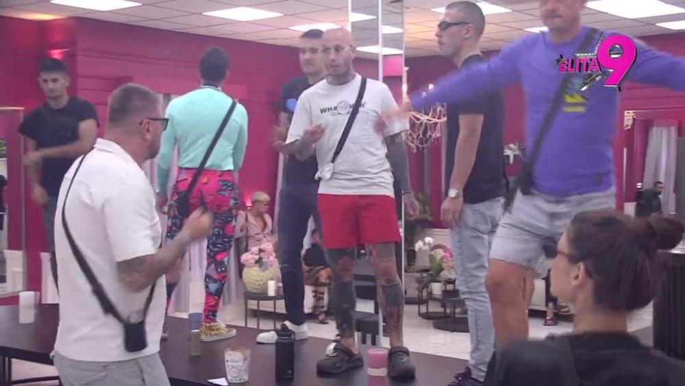 LUDI AFTER BORE SANTANE: Takmičari na stolu, divljaju do zore! (VIDEO)