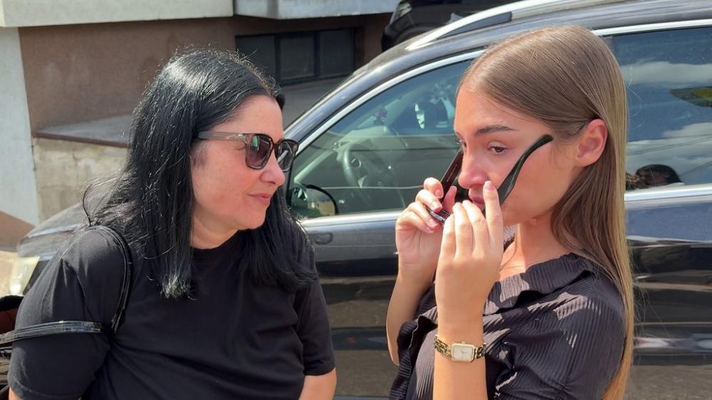 JANJUŠEVA BIVŠA GRCA U SUZAMA! Sara (26) se slomila pred ulazak u Elitu, majka je teši i deli ZLATNE SAVETE (VIDEO)