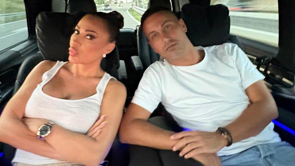 PRIJATELJSTVO KOJE NEGUJU GODINAMA! 50 hiljada ljudi uglas pevalo sa Cecom, Đedović sve vreme bio uz muzičku zvezdu (FOTO)