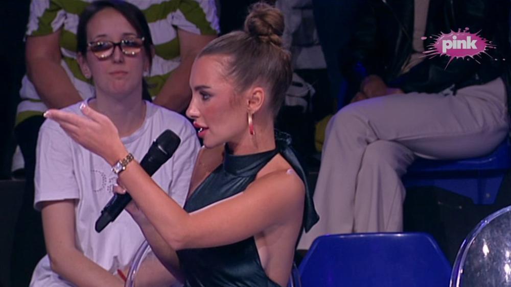 Sara Stojanović napravila haos na ulasku u Elitu 9: Jačim polovinama pomutila um, pa otkrila sve o vezi s Janjušem! (VIDEO)