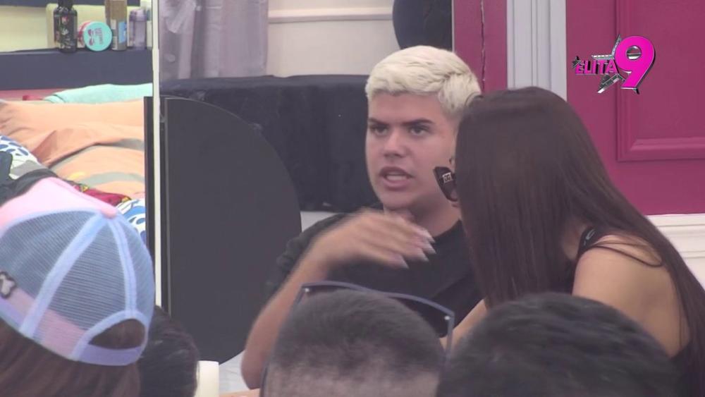 REŠETANJE MALIM BUDŽETIMA: Asmin Durdžić dočekao da najmanje dragim cimerima kaže sve u lice, pa OTKOPAO ratne sekire sa Stanićem!  (VIDEO)